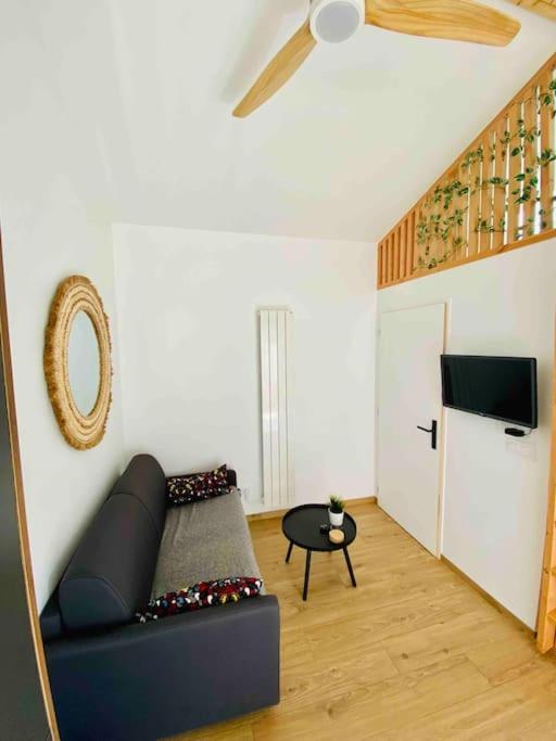 Chalet Cosy Secteur Calme Tram A 120 M Gare Aeroport Cenon Exterior photo