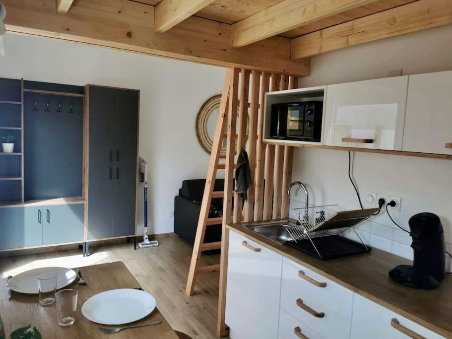 Chalet Cosy Secteur Calme Tram A 120 M Gare Aeroport Cenon Exterior photo